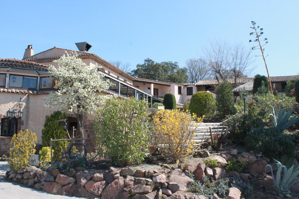 L'Estirado Des Adrets Hotel Les Adrets-de-l'Esterel Ngoại thất bức ảnh