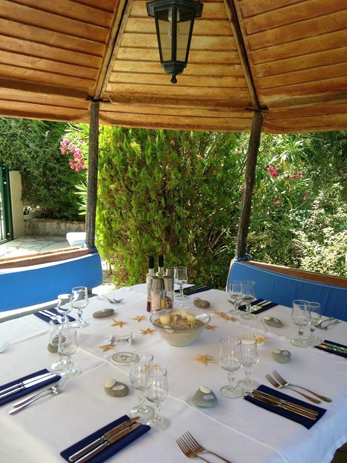 L'Estirado Des Adrets Hotel Les Adrets-de-l'Esterel Ngoại thất bức ảnh