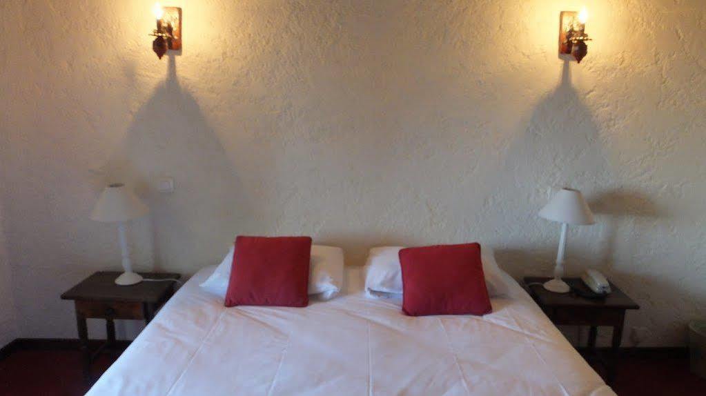 L'Estirado Des Adrets Hotel Les Adrets-de-l'Esterel Ngoại thất bức ảnh